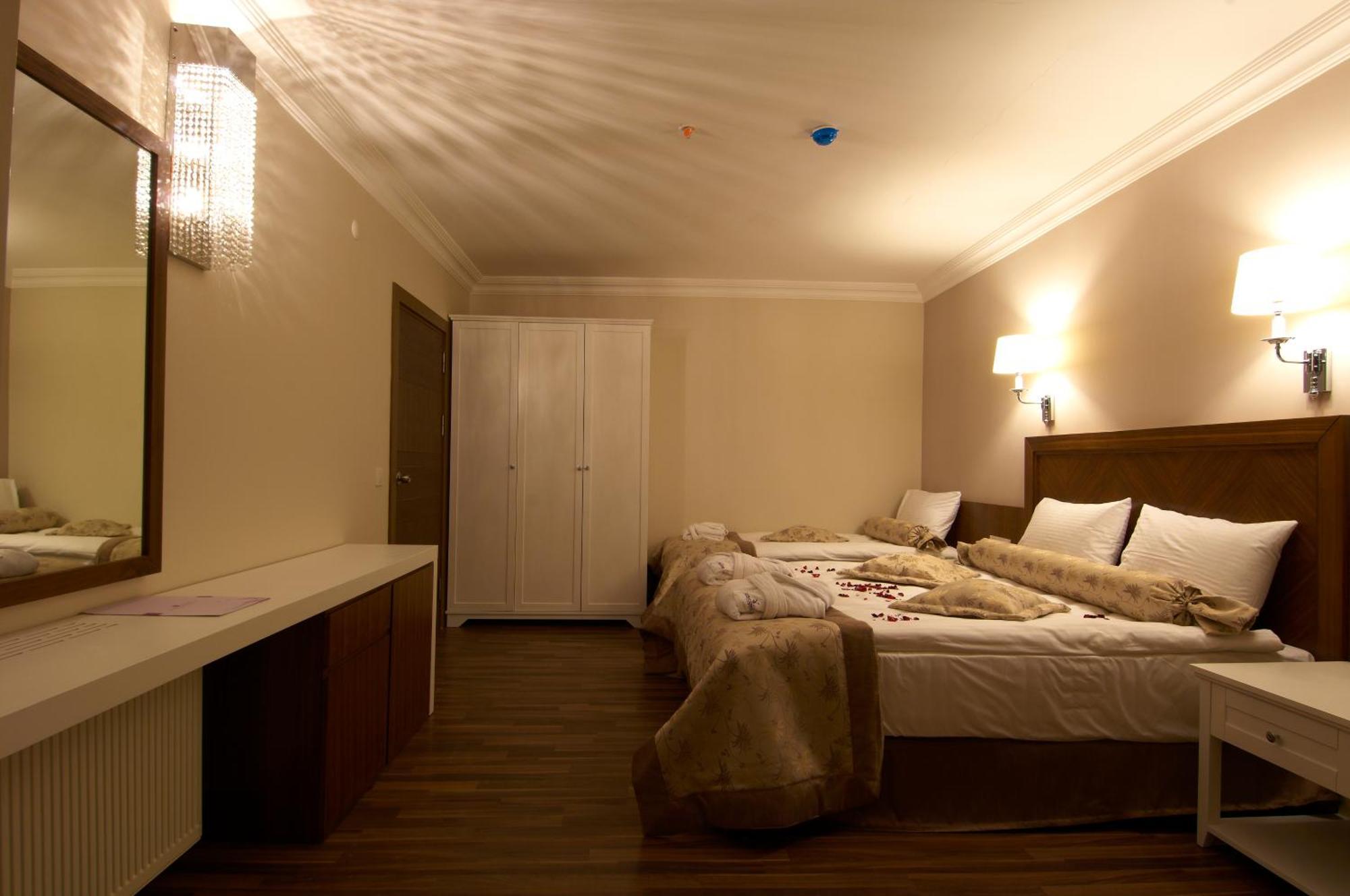 Safran Thermal Resort Sandikli Exterior photo